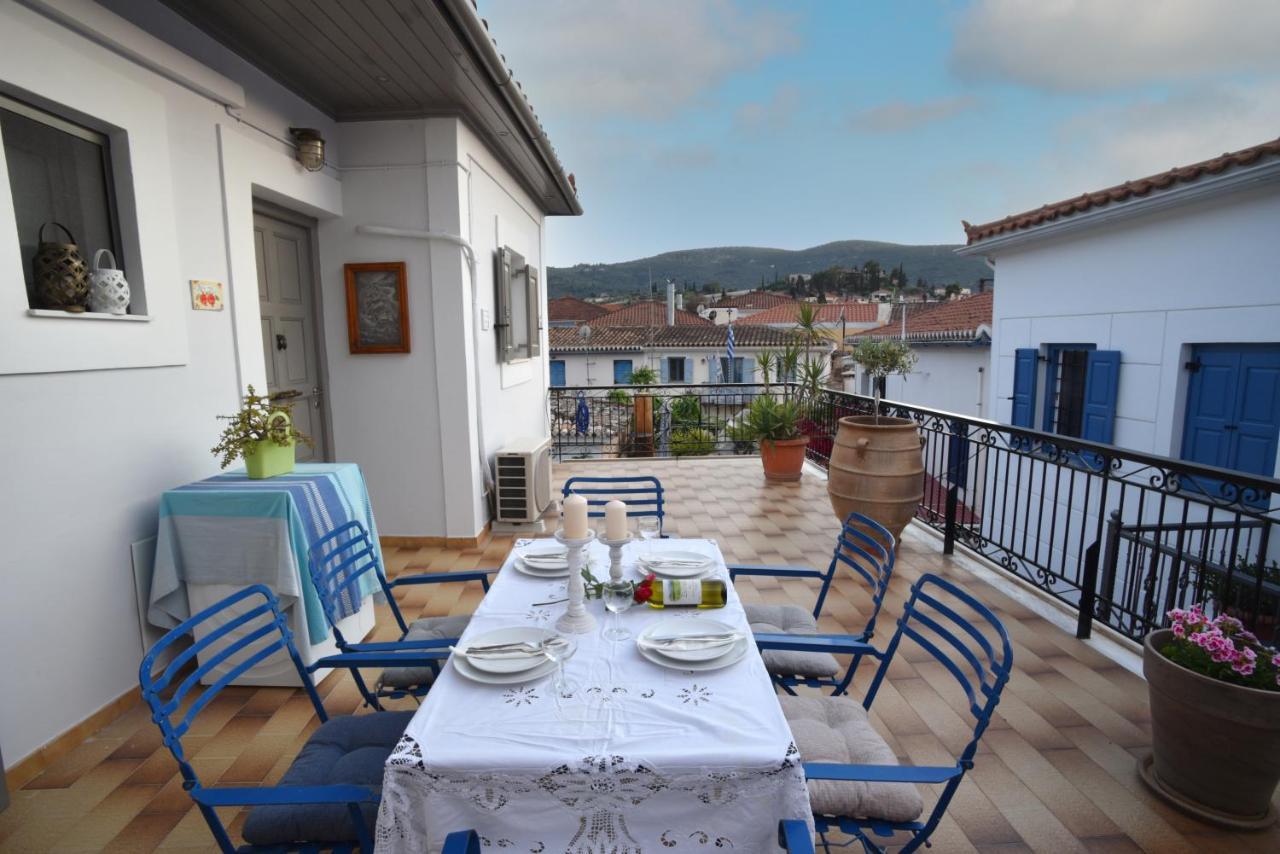 Kallisti The House At The Port Galaxidi Bagian luar foto