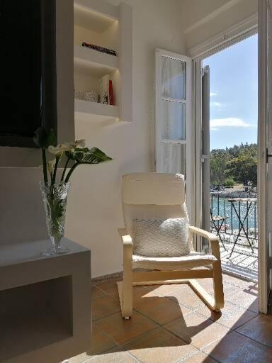 Kallisti The House At The Port Galaxidi Bagian luar foto
